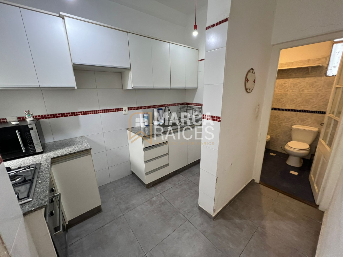 Apartamento ID.307 - Venta Apartamento 2 Dormitorios Patio con renta ideal para inversor Barrio Sur Montevideo
