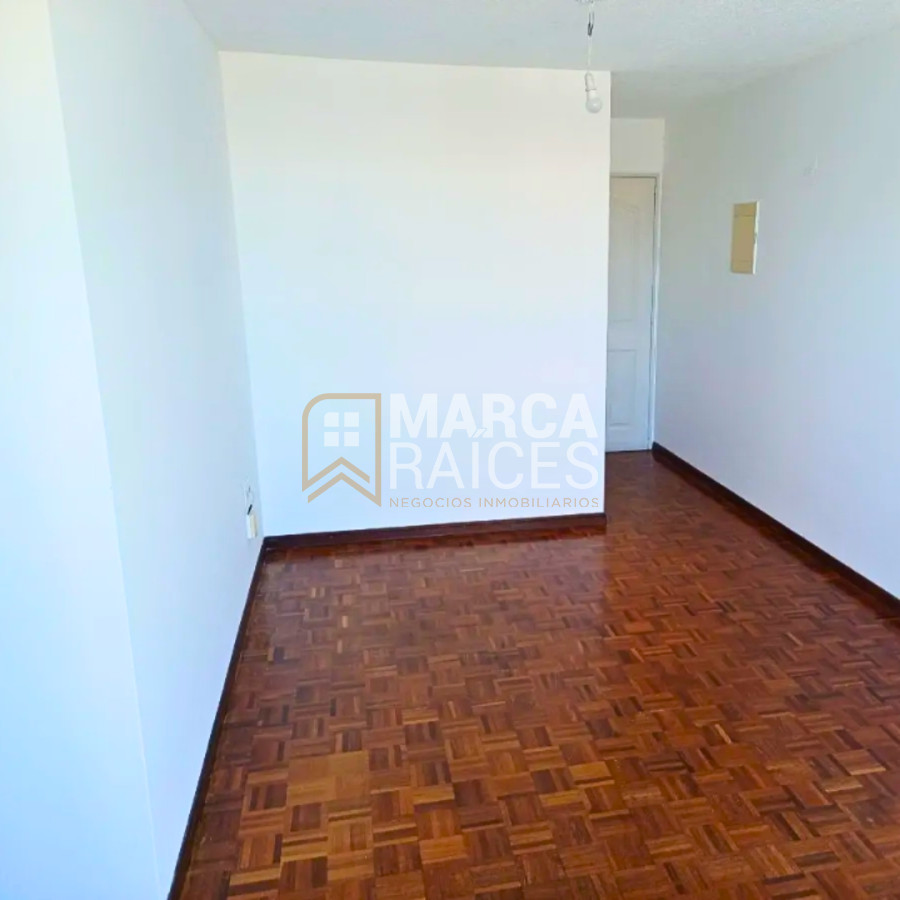 Apartamento ID.1429 - Alquiler Apartamento 1 Dormitorio Garage Fijo Pocitos Montevideo