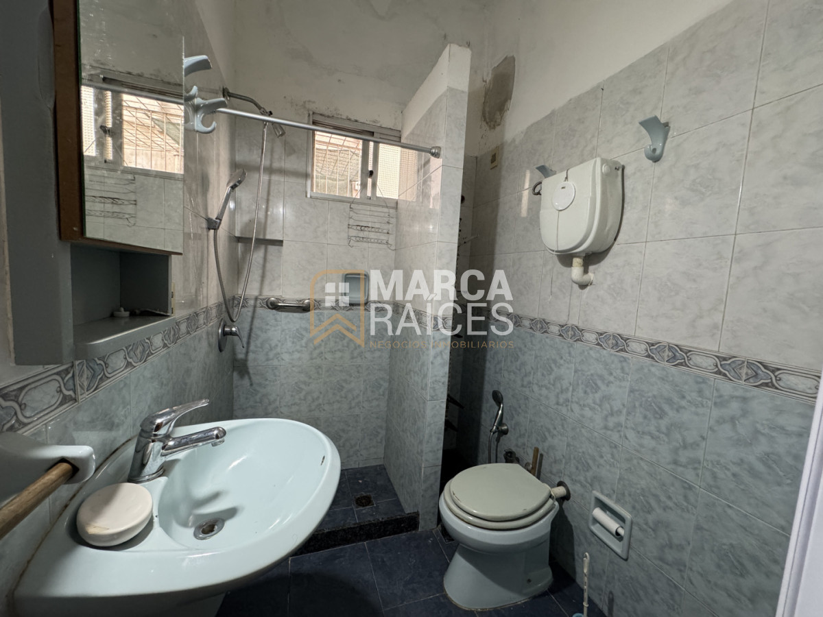 Apartamento ID.559 - Venta Casa 2 Dormitorios con patio Palermo Montevideo 