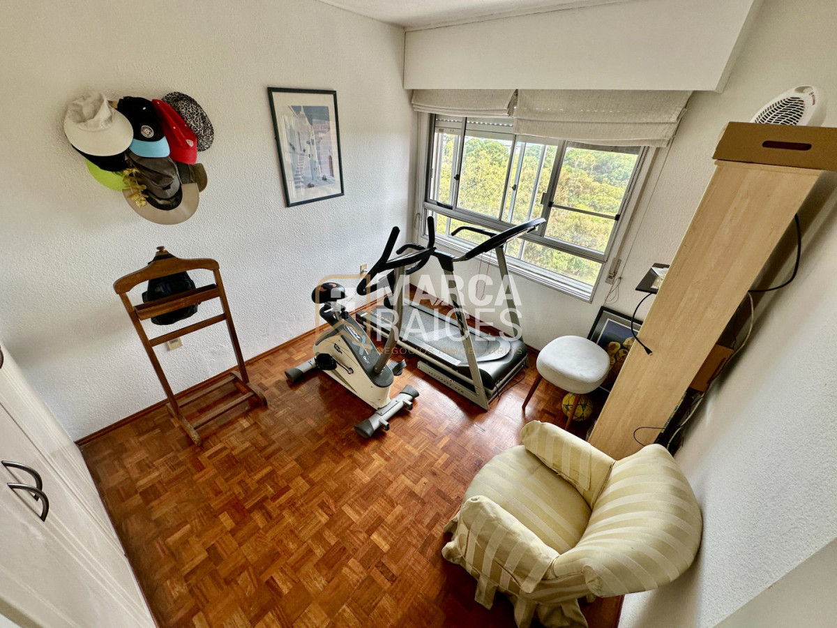 Apartamento ID.1804 - Venta Apartamento Tipo Penthouse 4 Dormitorios 3 Baños Doble Garage Barbacoa Parque Batlle Montevideo