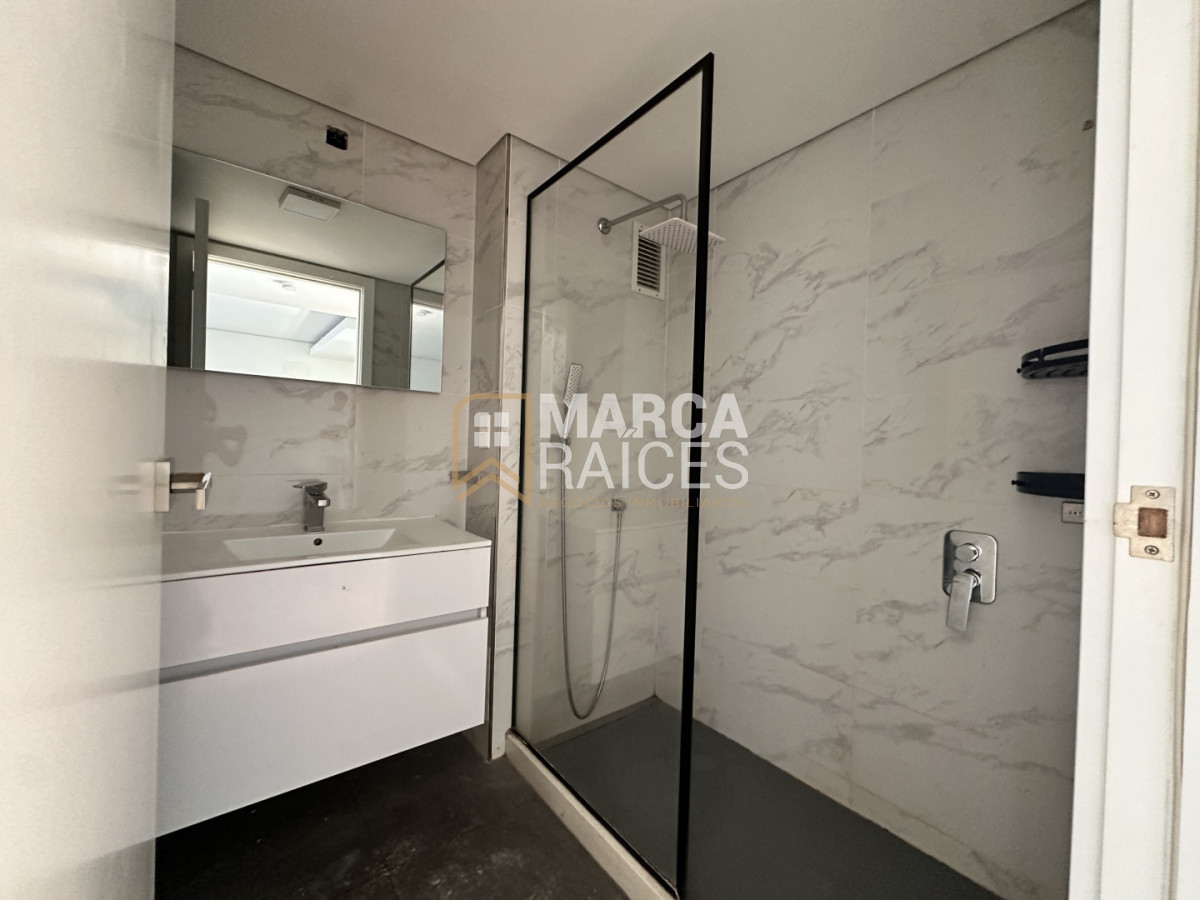 Apartamento ID.1790 - Alquiler Apartamento 2 Dormitorios Centro Montevideo