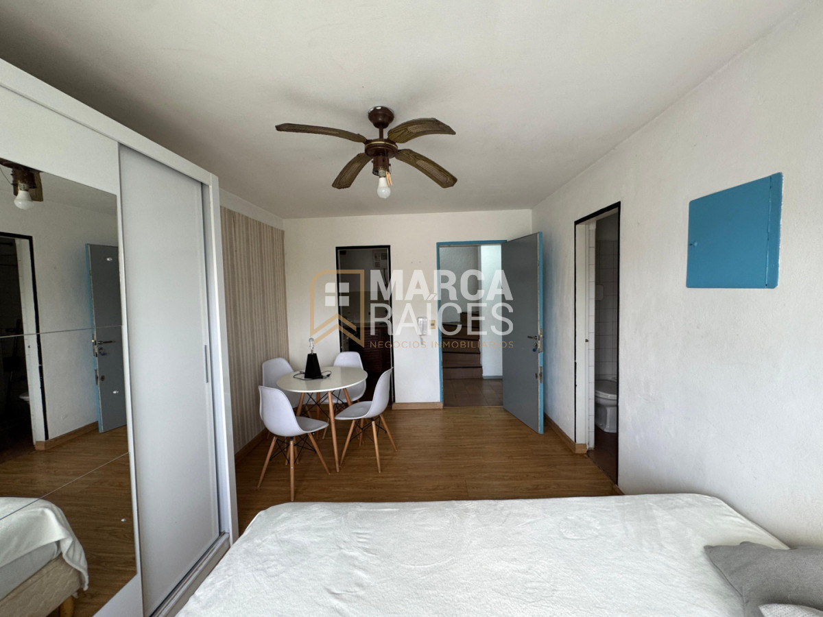 Apartamento ID.120 - Venta Apartamento Monoambiente Luminoso Centro a 1 Cuadra de ORT Montevideo