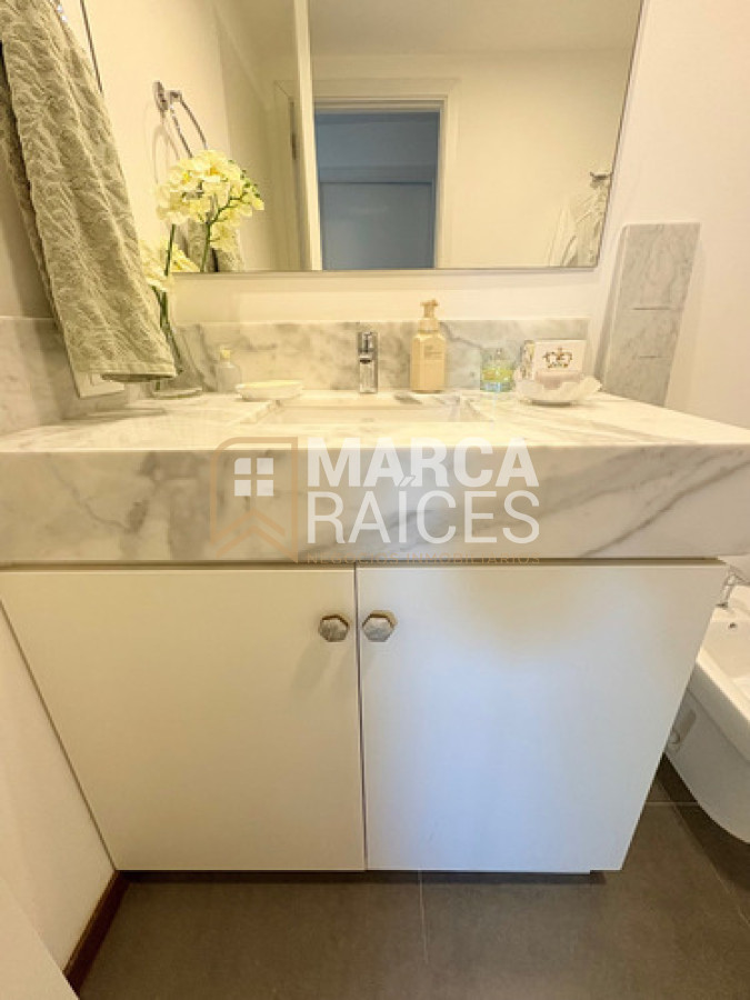 Apartamento ID.1566 - Alquiler apartamento con piscina en Carrasco, Montevideo. 