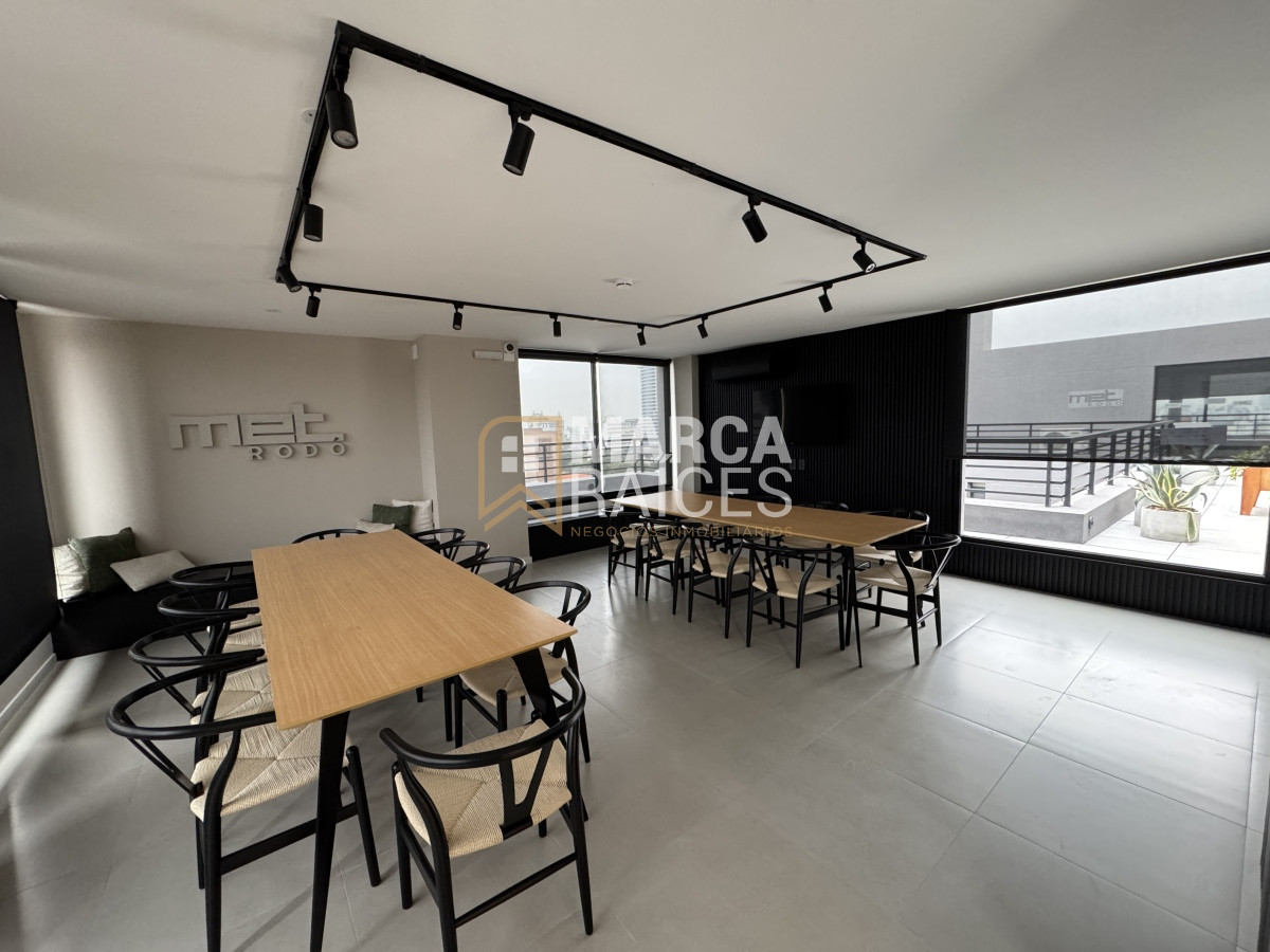 Apartamento ID.999 - Venta Apartamento 1 Dormitorio a estrenar con patio Cordon Montevideo