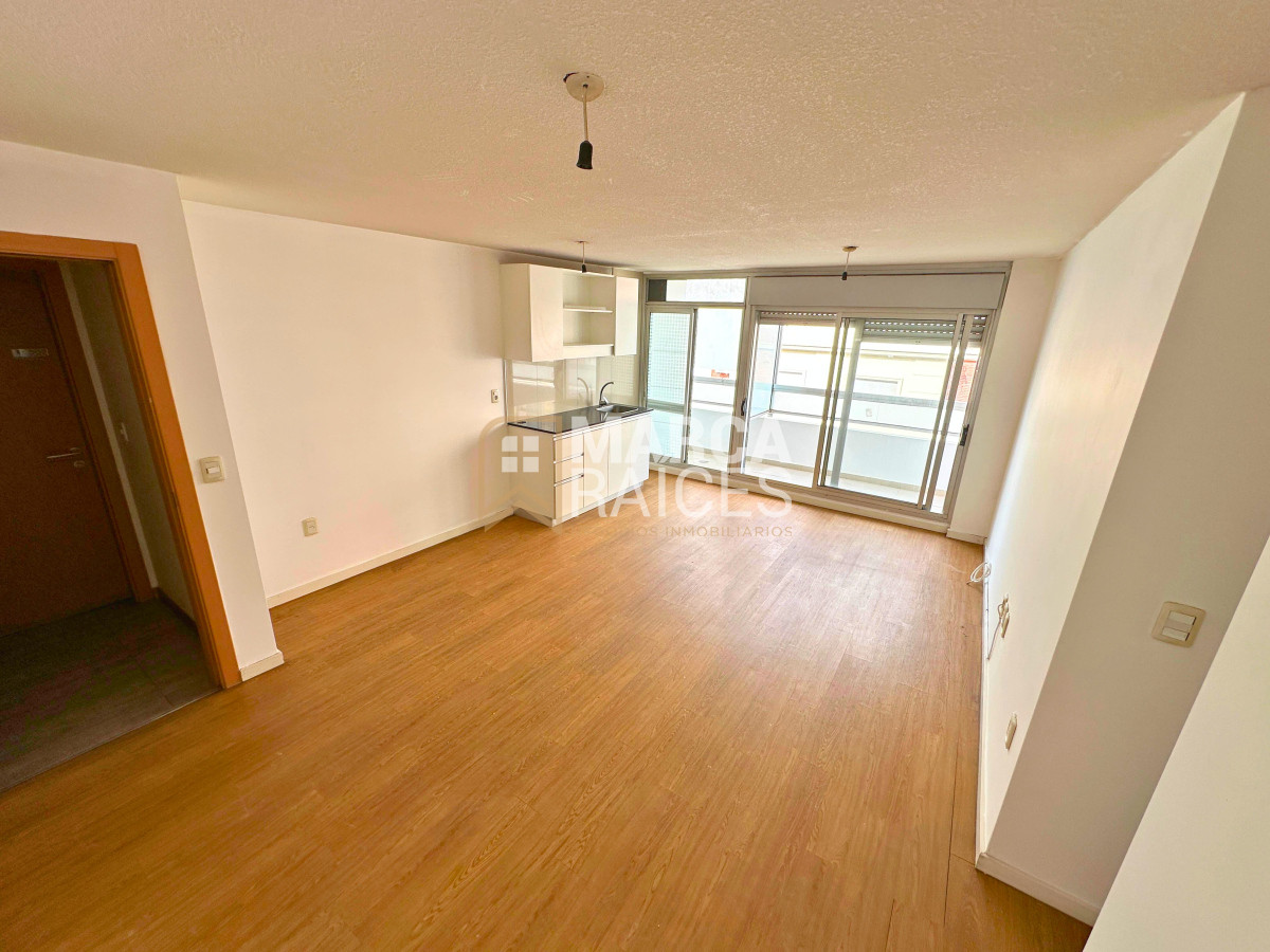 Apartamento ID.1356 - Venta Apartamento 2 Dormitorios Garage Tres Cruces Montevideo