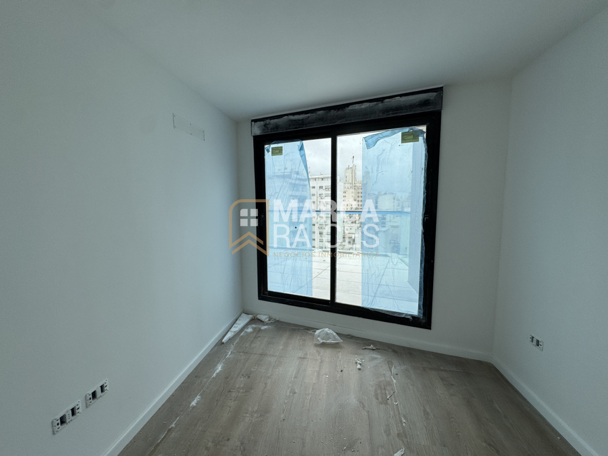 Apartamento ID.1781 - Alquiler Apartamento Penthouse 1 Dormitorio a estrenar Centro Montevideo
