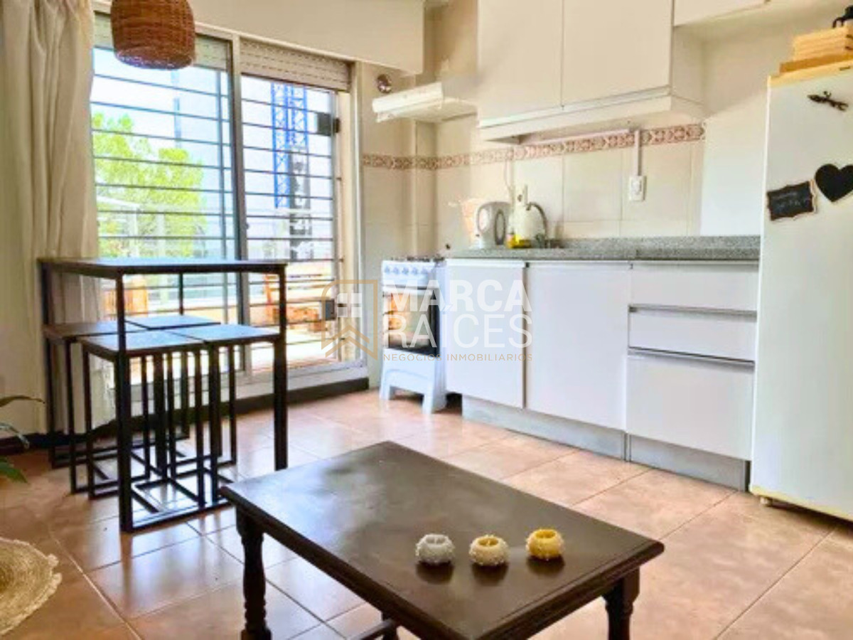 Apartamento ID.1420 - Alquiler Apartamento 1 Dormitorio Garage Punta Carretas Montevideo