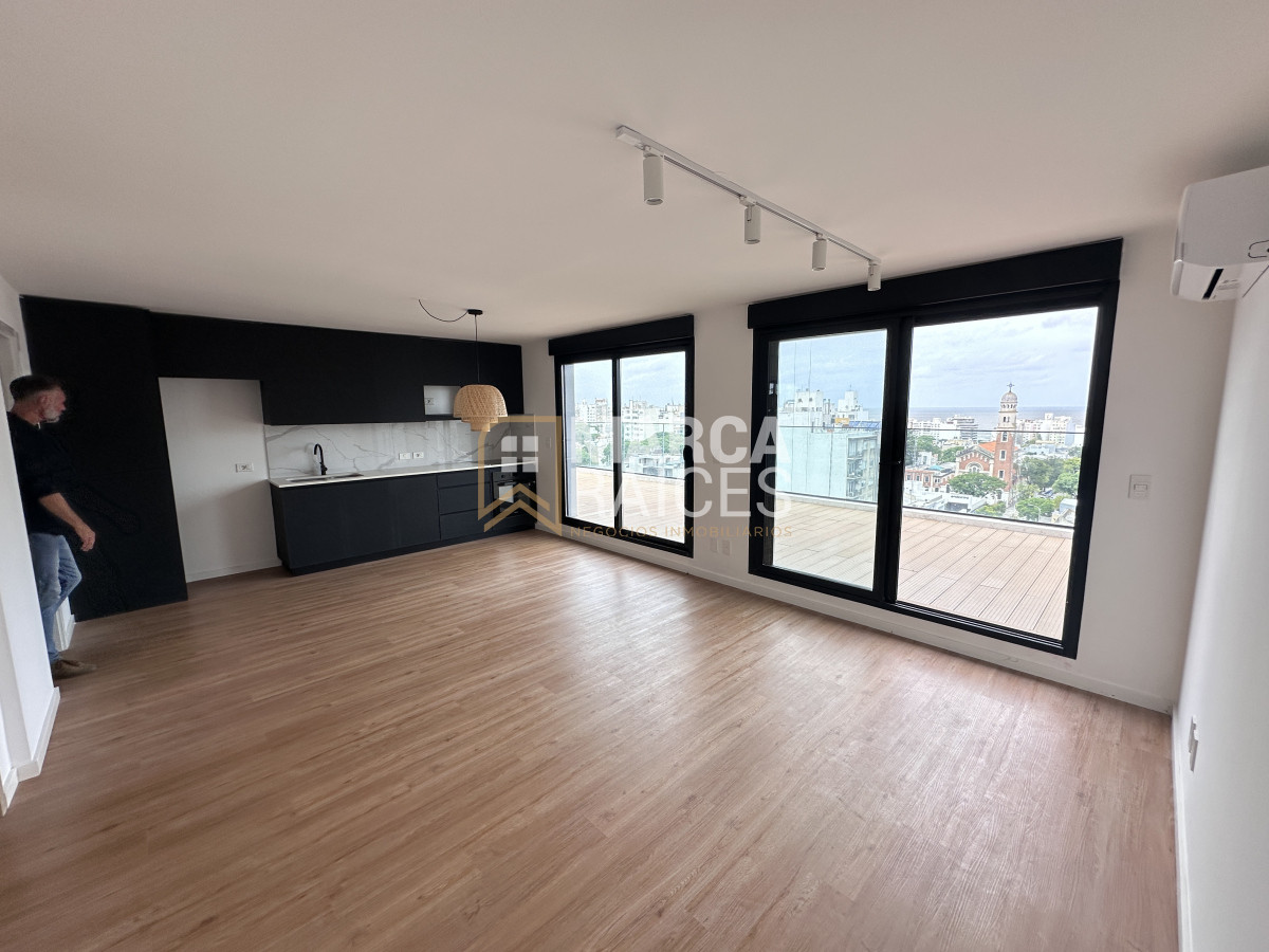 Apartamento ID.1201 - Venta Pent House 2 Dormitorios Con Renta Terraza con Parrillero Y Garaje Doble Punta Carretas Montevideo