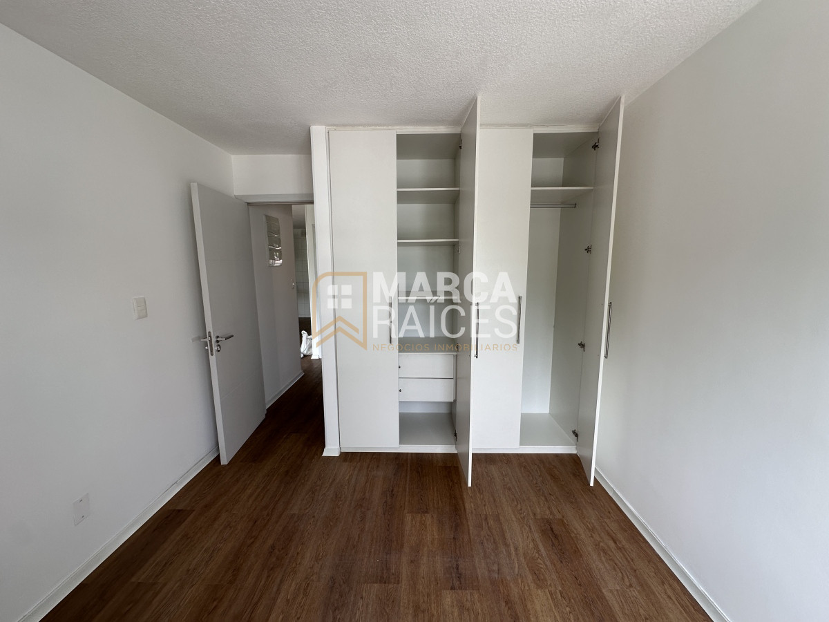 Apartamento ID.699 - Alquiler Apartamento 2 Dormitorios Balcon Cochera Complejo Cerrado Prado Montevideo
