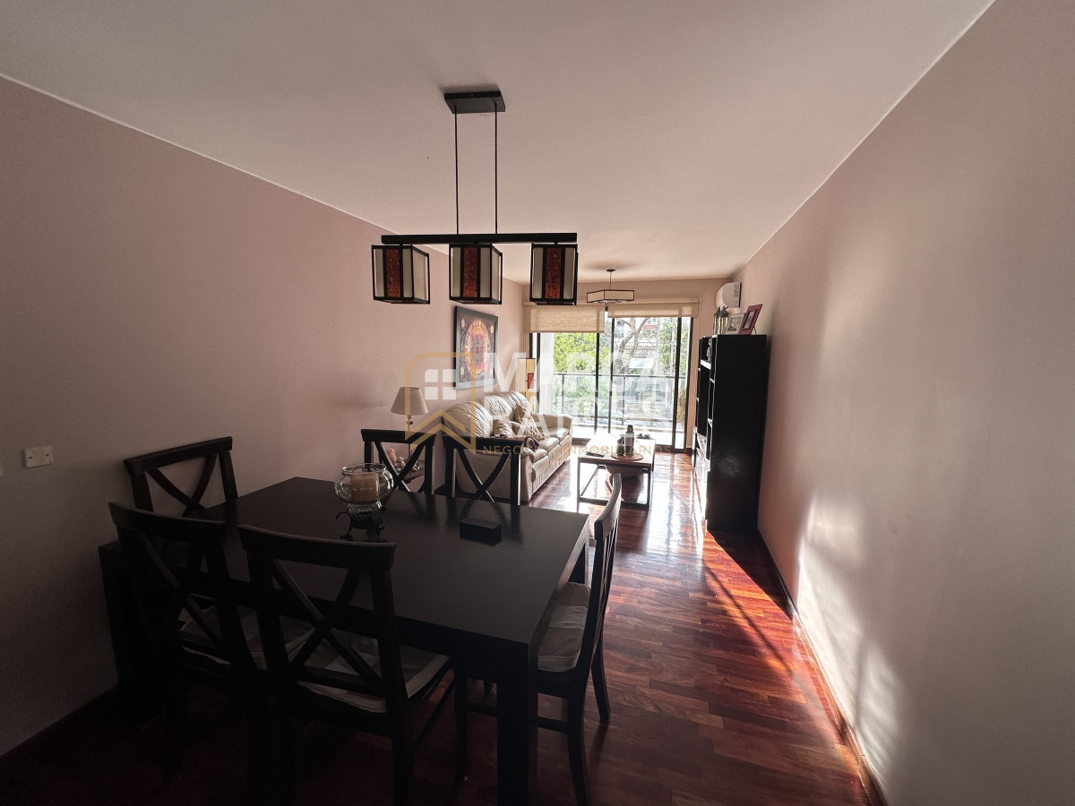 Apartamento ID.1043 - Venta Hermoso Apartamento 3 Dormitorios 3 Baños Balcon Patio Parrillero Pocitos Montevideo