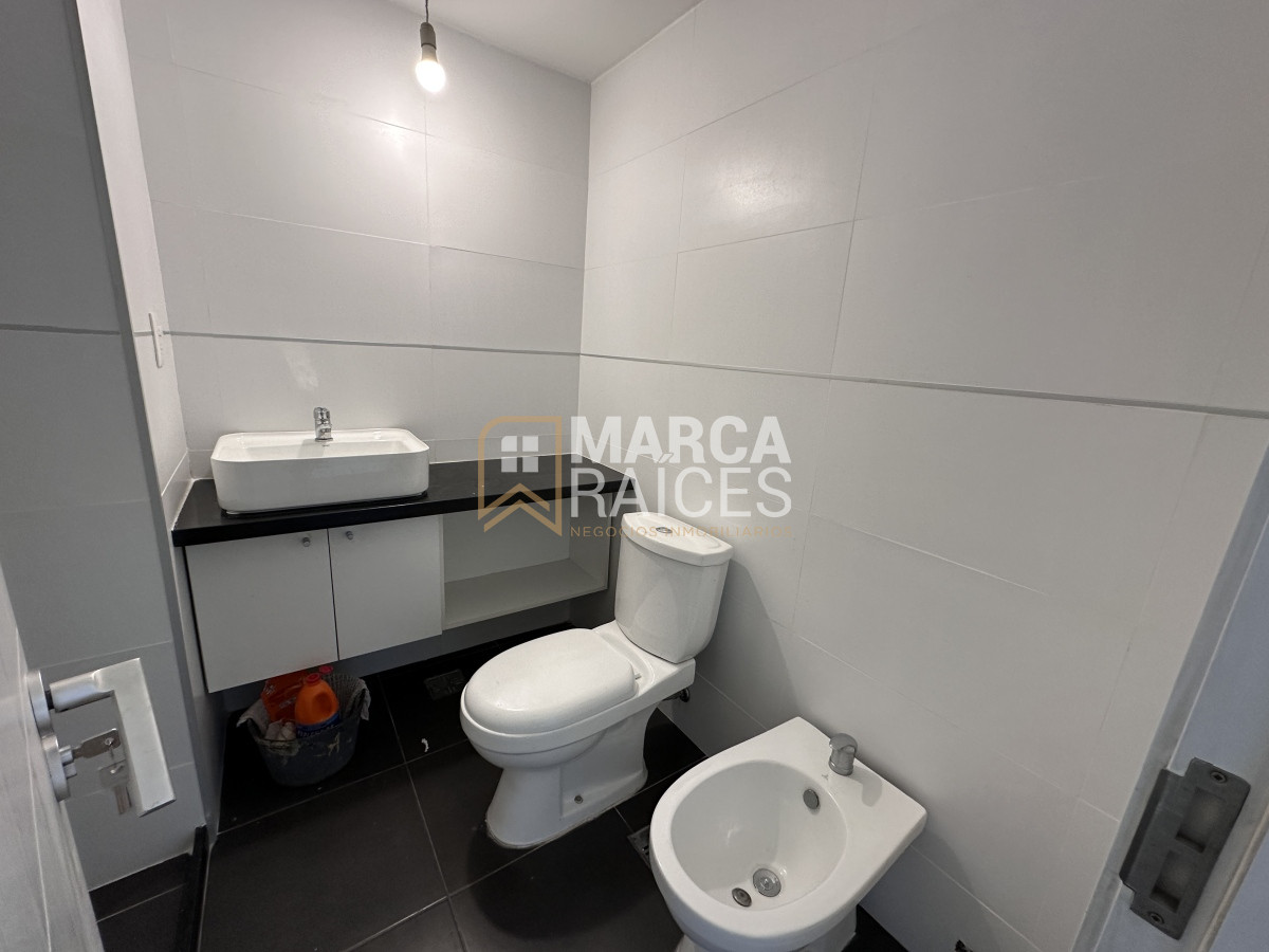 Apartamento ID.699 - Alquiler Apartamento 2 Dormitorios Balcon Cochera Complejo Cerrado Prado Montevideo