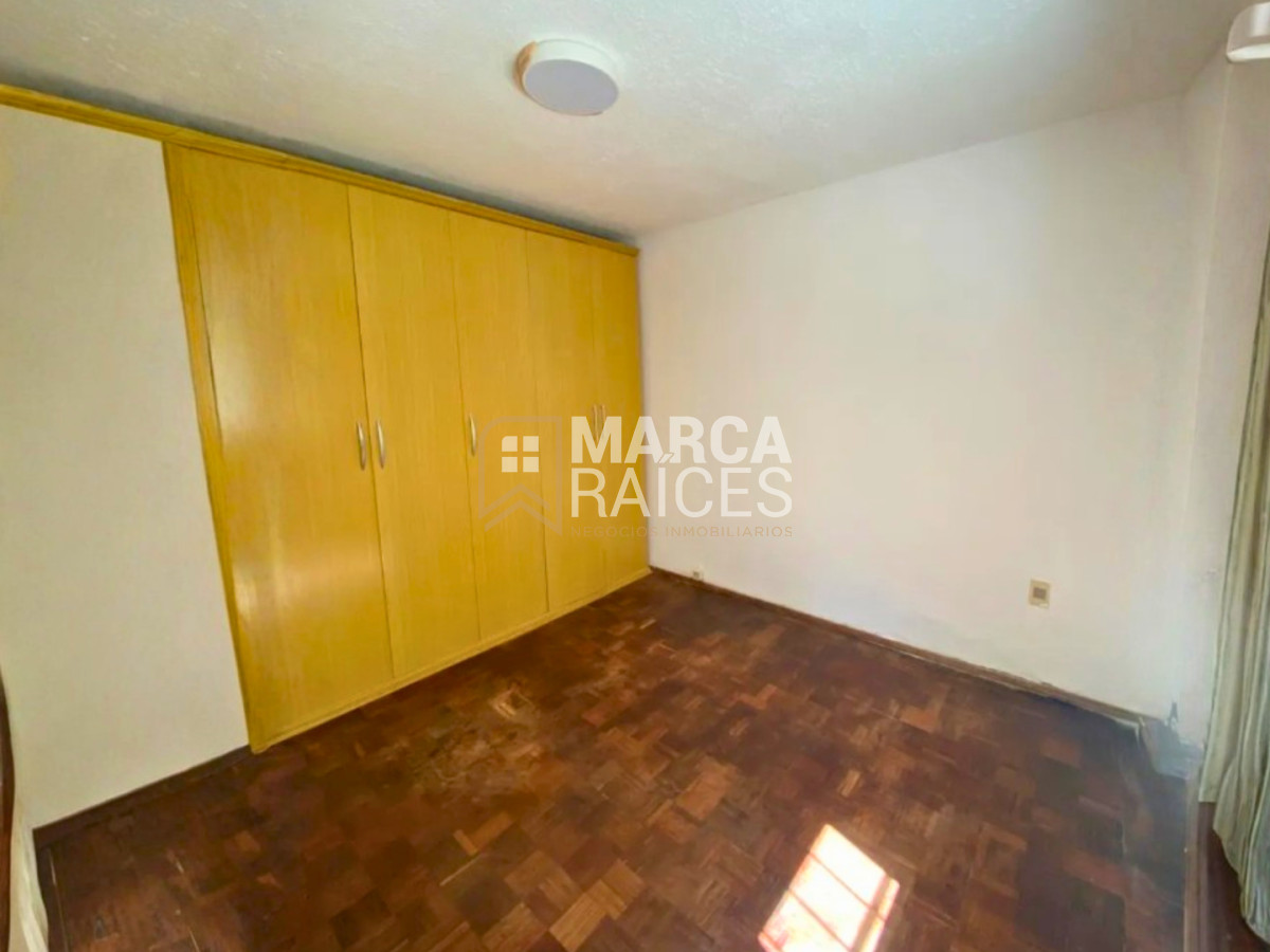 Apartamento ID.1672 - Alquiler Apartamento 1 Dormitorio con Patio Ciudad Vieja Montevideo