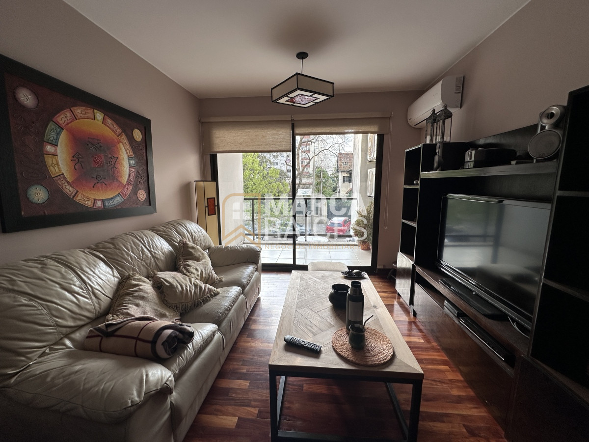 Apartamento ID.1043 - Venta Hermoso Apartamento 3 Dormitorios 3 Baños Balcon Patio Parrillero Pocitos Montevideo