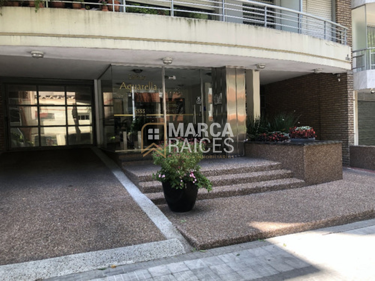 Apartamento ID.1479 - Alquiler Monoambiente Con Cocina Definida en Pocitos, Montevideo