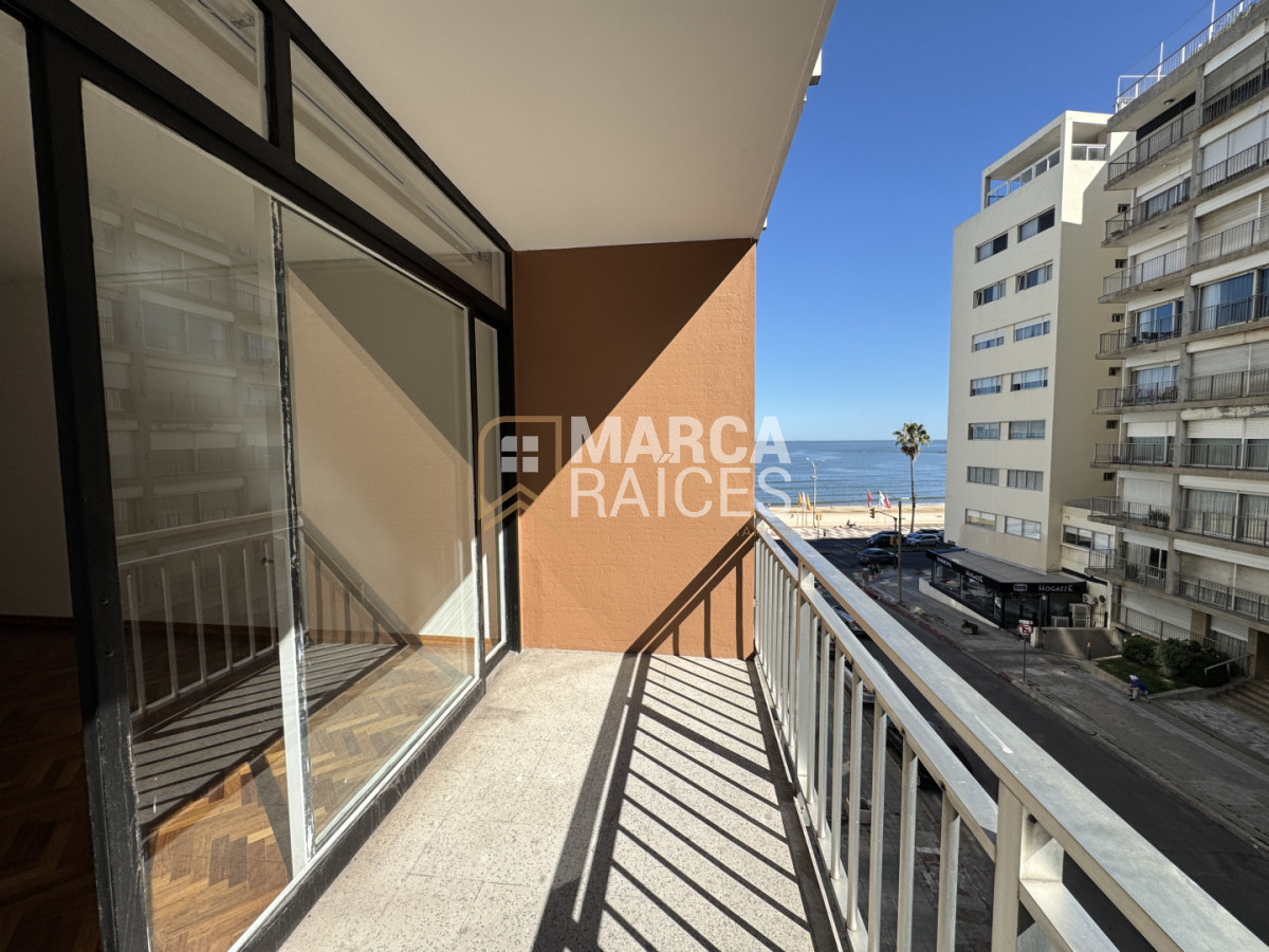 Apartamento ID.1734 - Venta Apartamento 4 dormitorios 3 baños Garage Pocitos Montevideo