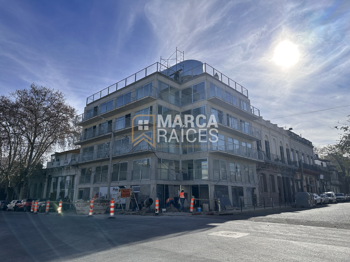 Apartamento ID.889 - Venta Apartamento 1 Dormitorio con patio en construccion Palermo Montevideo