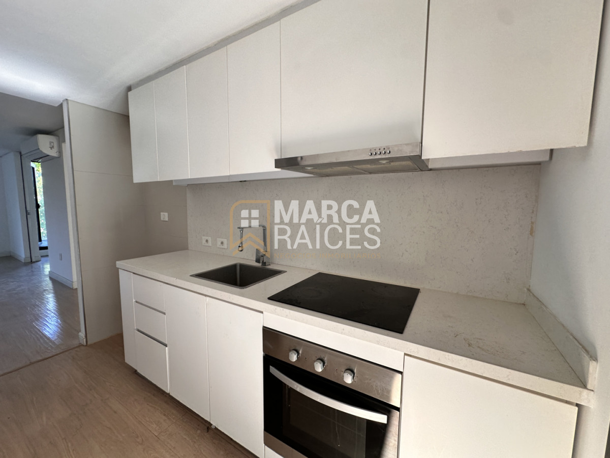 Apartamento ID.1790 - Alquiler Apartamento 2 Dormitorios Centro Montevideo