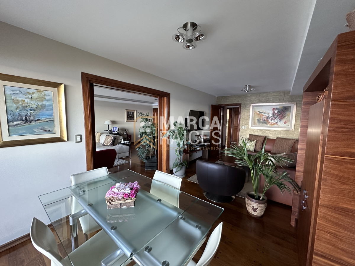 Apartamento ID.888 - Venta Espectacular Apartamento Sobre Rambla 4 Dormitorios Garage Doble Punta Carretas Montevideo