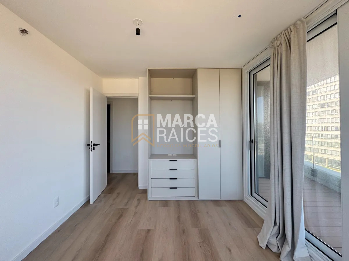 Apartamento ID.1453 - Apartamento de 2 dormitorios a estrenar en Carrasco Este, Montevideo.