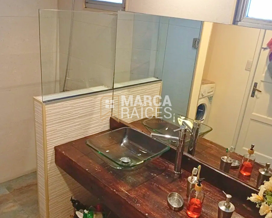 Apartamento ID.1728 - Venta Apartamento 4 Dormitorios 2 Baños Balcon Centro Montevideo