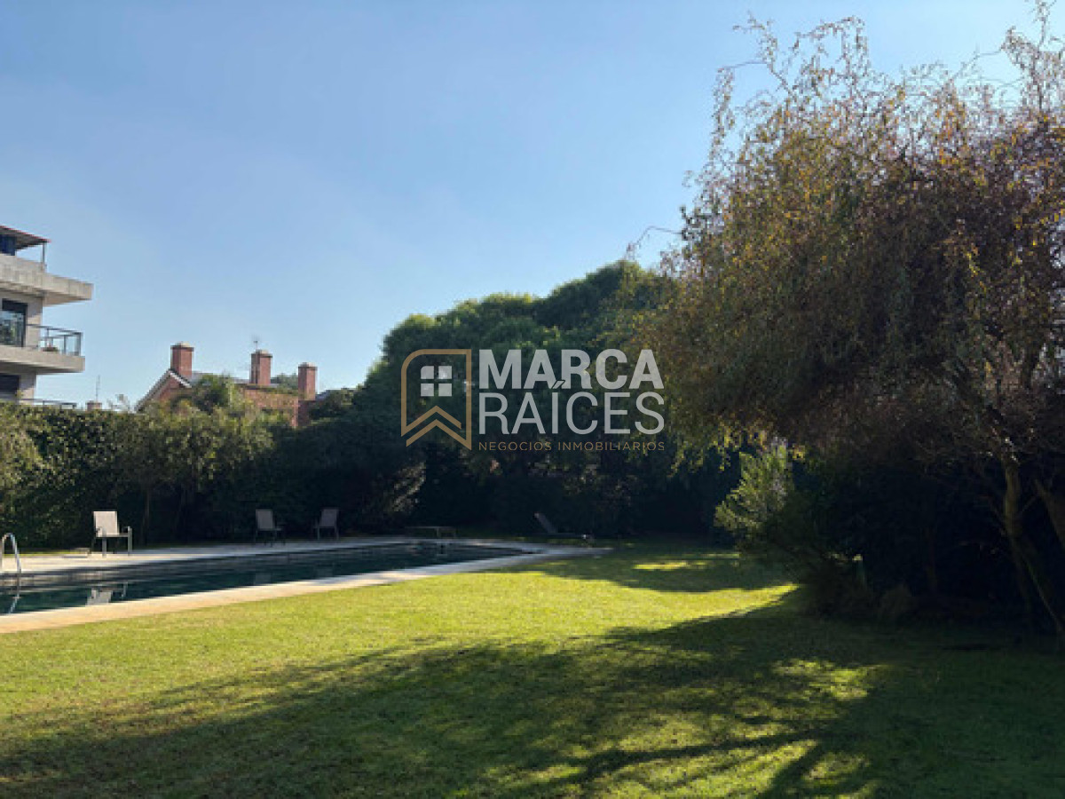 Apartamento ID.1566 - Alquiler apartamento con piscina en Carrasco, Montevideo. 