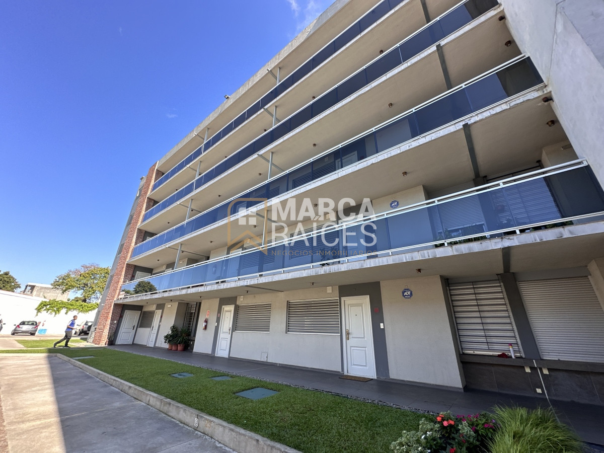 Apartamento ID.699 - Alquiler Apartamento 2 Dormitorios Balcon Cochera Complejo Cerrado Prado Montevideo