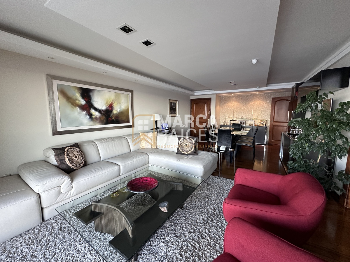 Apartamento ID.888 - Venta Espectacular Apartamento Sobre Rambla 4 Dormitorios Garage Doble Punta Carretas Montevideo