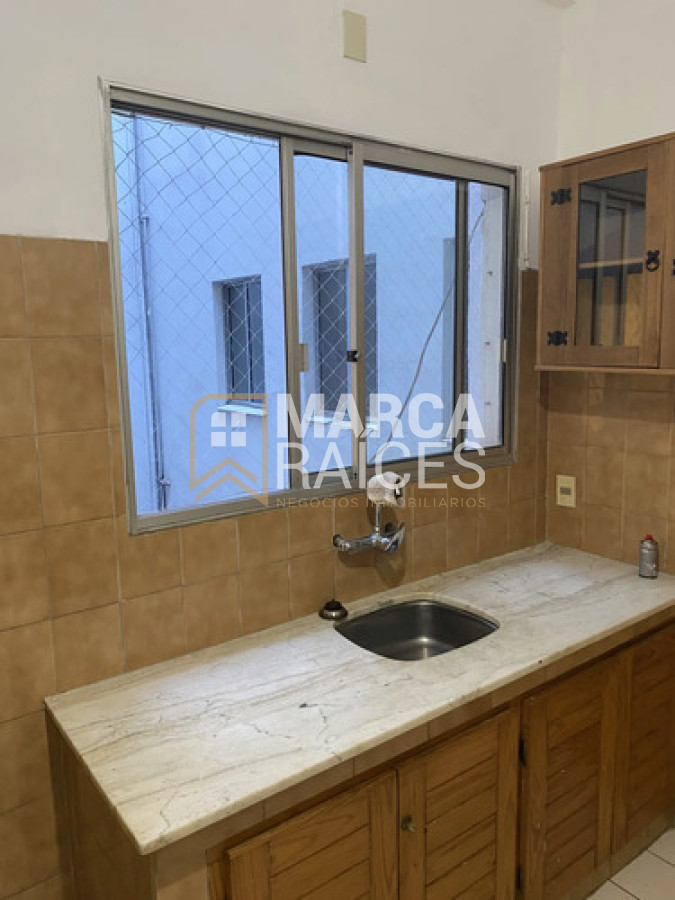 Apartamento ID.1980 - Alquiler Monoambiente con Cocina definida. Centro, Montevideo