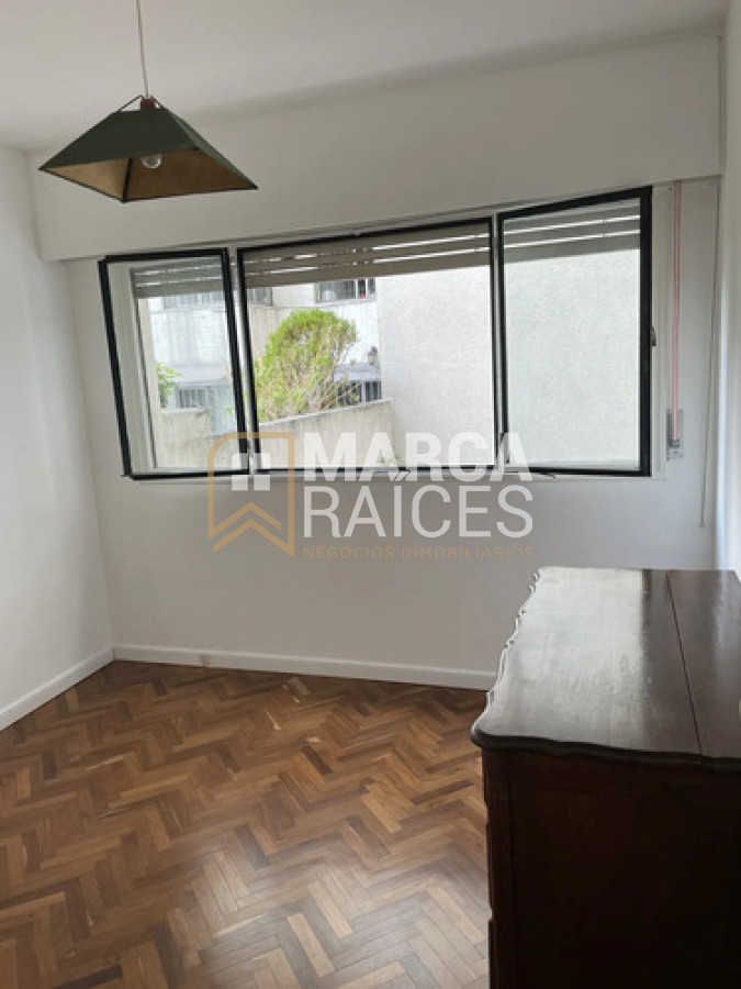 Apartamento ID.2034 - Alquiler Apartamento 2 Dormitorios, 2 Baños. Pocitos, Montevideo