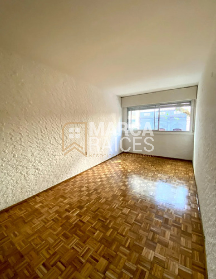 Apartamento ID.1924 - Alquiler Monoambiente. Centro, Montevideo