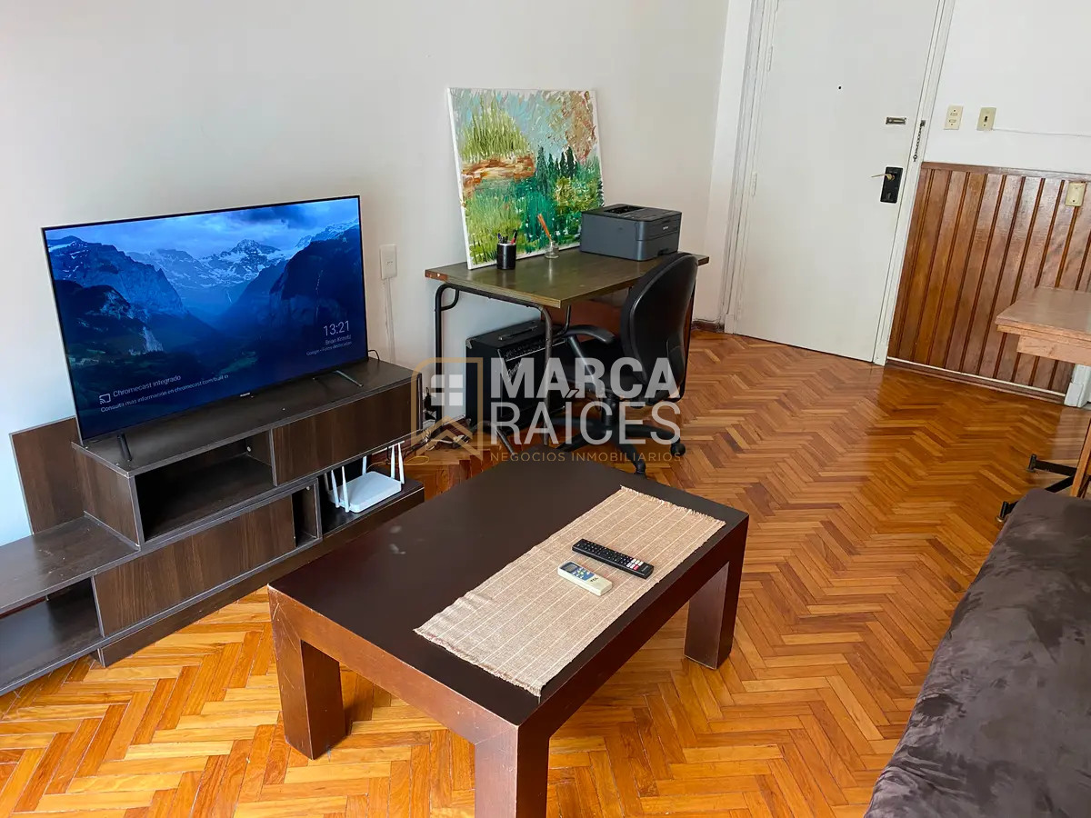 Apartamento ID.1384 - Alquiler Apartamento 1 Dormitorio Amueblado Centro Balcón Montevideo