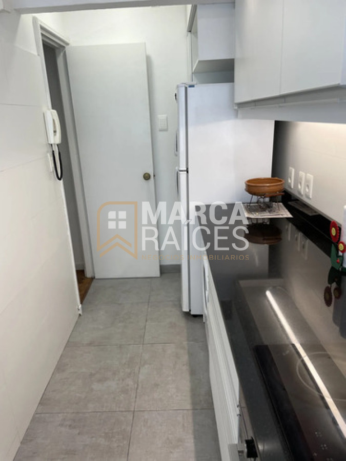 Apartamento ID.2034 - Alquiler Apartamento 2 Dormitorios, 2 Baños. Pocitos, Montevideo