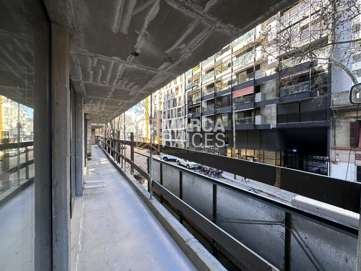 Apartamento ID.1016 - Venta Apartamento 1 Dormitorio en construcción con balcon y patio Centro Sur Montevideo