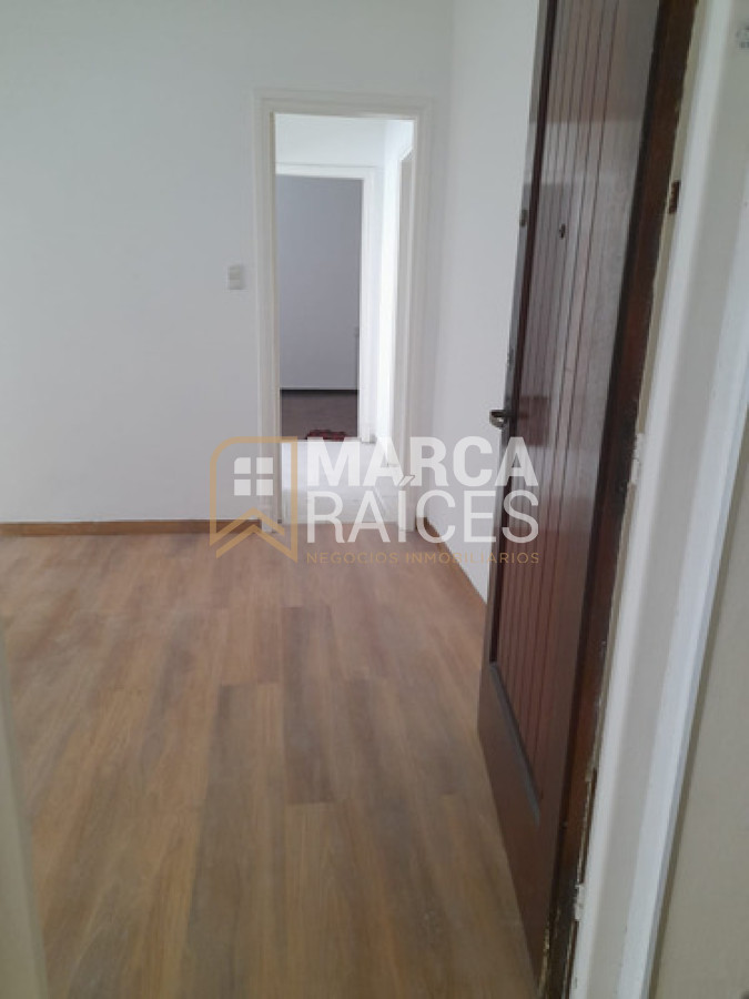 Apartamento ID.1816 - Alquiler Apartamento 2 Dormitorios, planta baja con patio. La Blanqueada, Montevideo