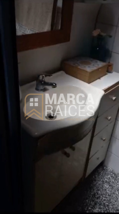 Apartamento ID.1481 - Alquiler Apartamento 4 dormitorios y 2 baños en Reducto, Montevideo.