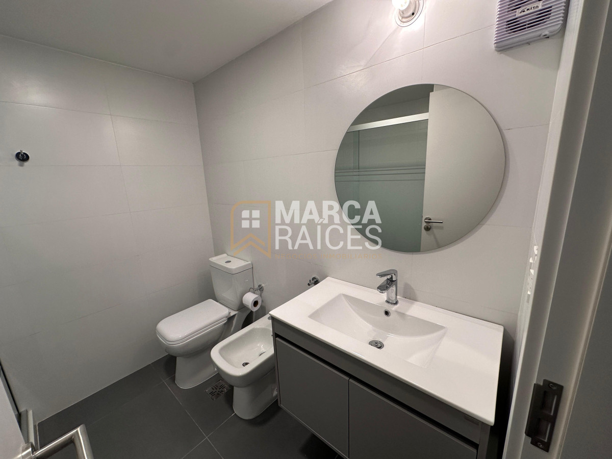 Apartamento ID.1609 - Alquiler Apartamento Monoambiente Al Frente Luminoso A Estrenar semi equipado Tres Cruces Montevideo