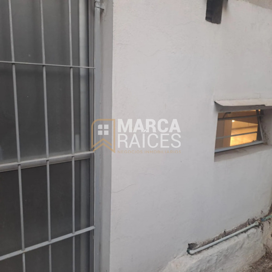 Apartamento ID.2022 - Alquiler Apartamento 2 Dormitorios Centro Montevideo