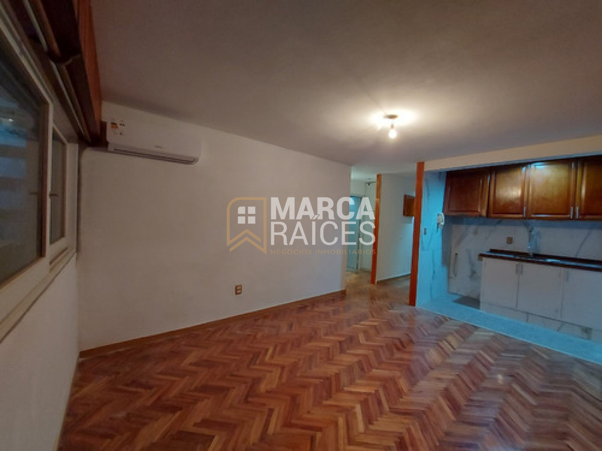 Apartamento ID.1522 - Alquiler luminoso apartamento remodelado de 1 dormitorio en Aguada, Montevideo. 