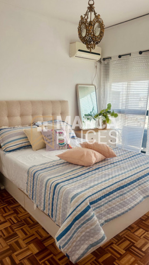 Apartamento ID.1300 - Alquiler Apartamento 1 Dormitorio Al Frente Semi Amoblado Centro Montevideo (Enero 2026)