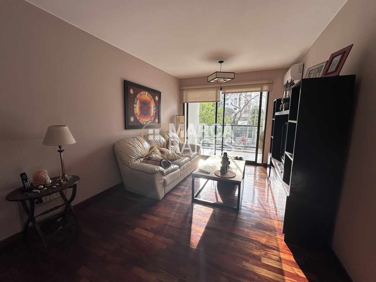 Apartamento ID.1043 - Venta Hermoso Apartamento 3 Dormitorios 3 Baños Balcon Patio Parrillero Pocitos Montevideo