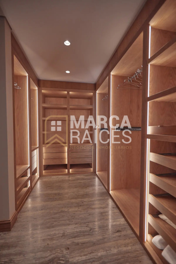 Apartamento ID.2026 - Alquiler Apartamento Amueblado 3 Dormitorios con Garage Doble Punta Carretas Montevideo