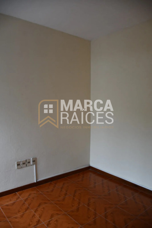 Apartamento ID.2012 - Alquiler Apartamento 4 Dormitorios, 2 Baños. La Blanqueada, Montevideo
