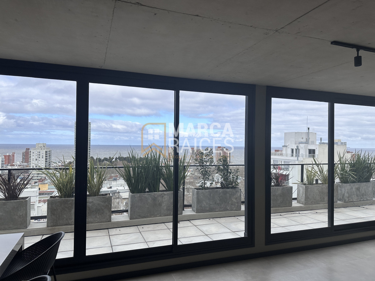 Apartamento ID.1011 - Venta Apartamento 1 Dormitorio a estrenar con cochera Barrio Sur Montevideo