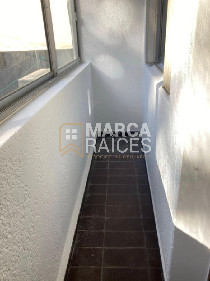 Apartamento ID.1839 - Alquiler Apartamento 2 Dormitorios. Centro, Montevideo