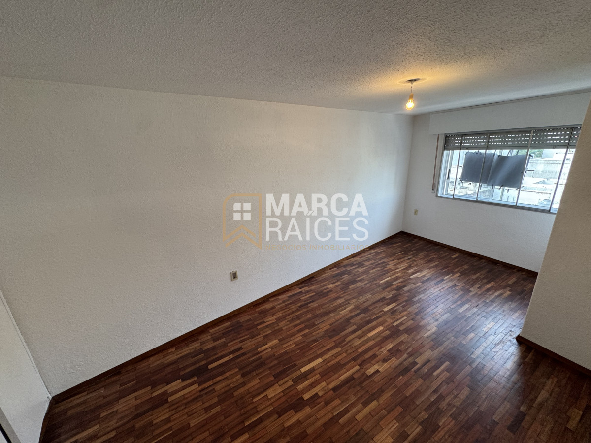 Apartamento ID.828 - Alquiler Apartamento 2 Dormitorios Luminoso Cordon Montevideo