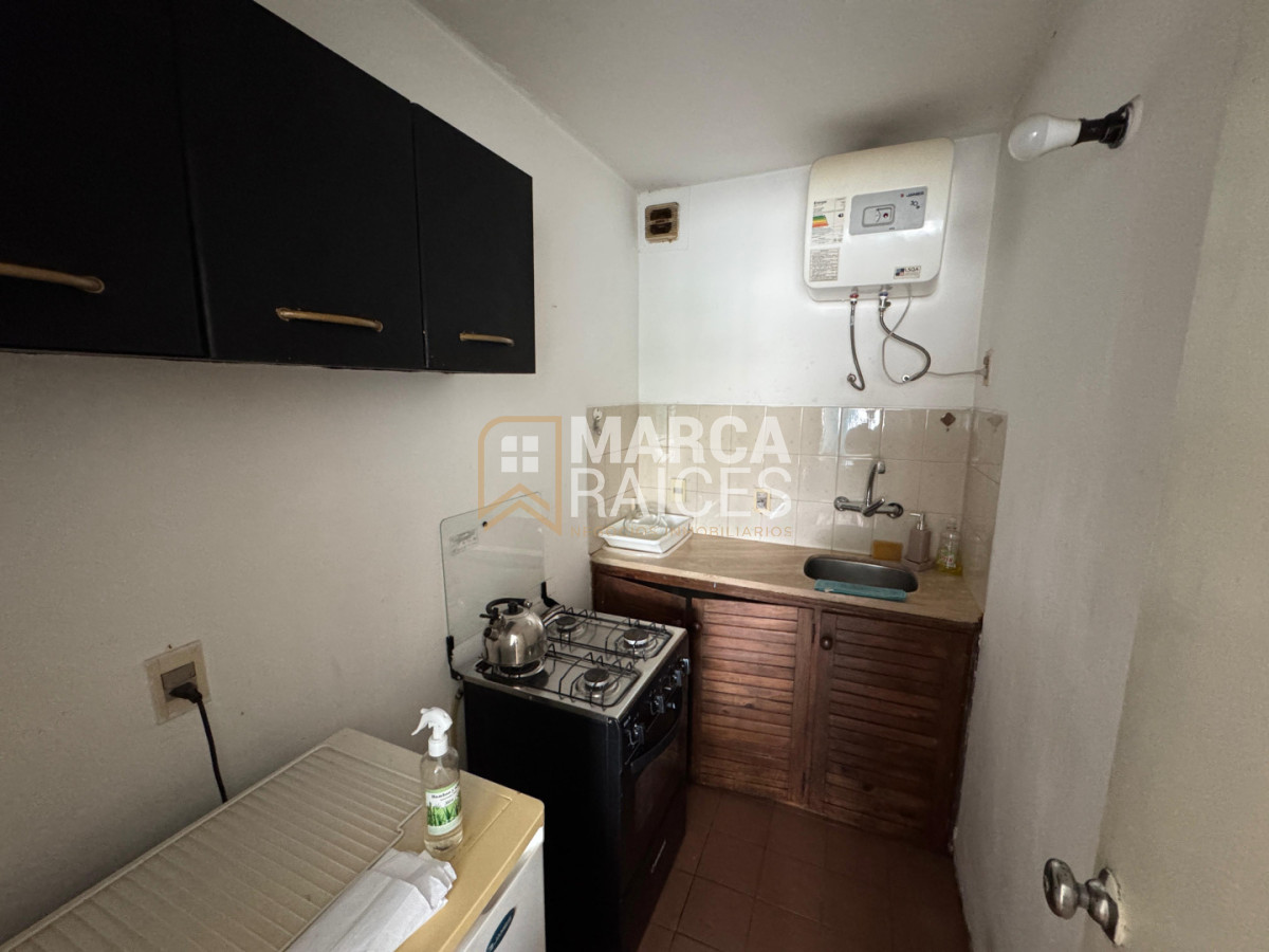 Apartamento ID.120 - Venta Apartamento Monoambiente Luminoso Centro a 1 Cuadra de ORT Montevideo