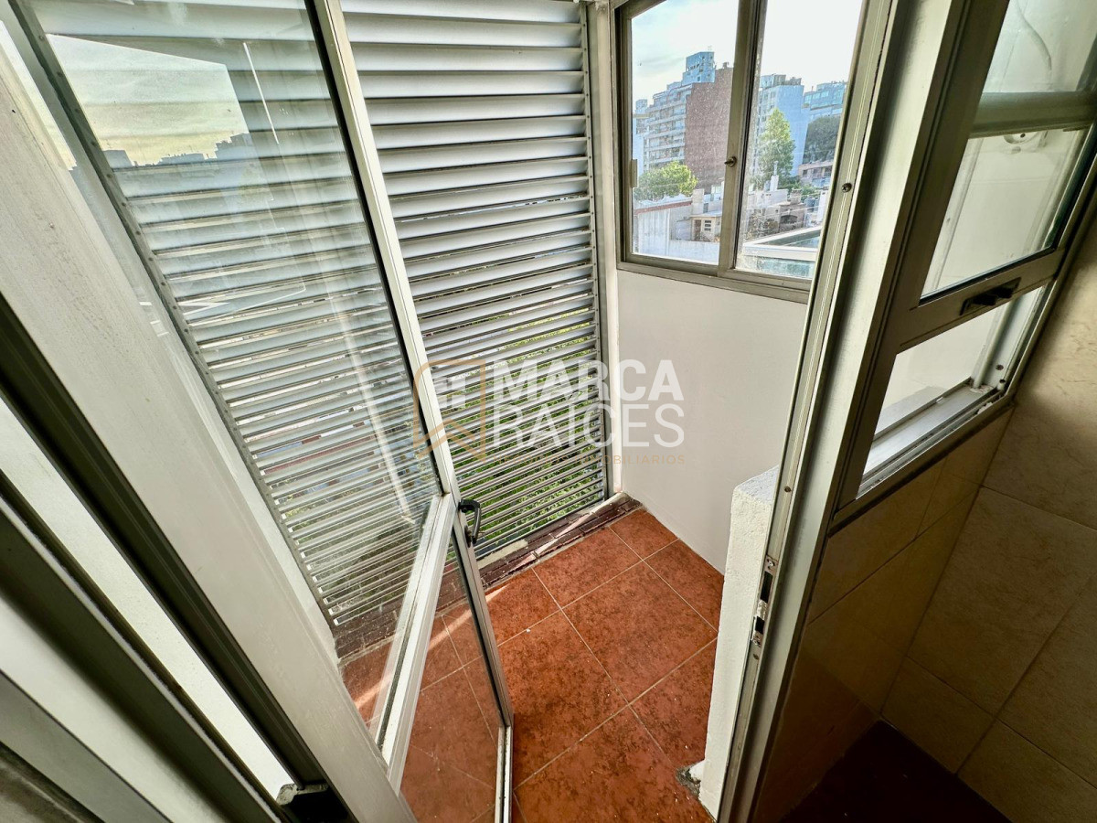 Apartamento ID.1665 - Alquiler Apartamento 2 Dormitorios 2 Baños Opcion Garage Pocitos Montevideo