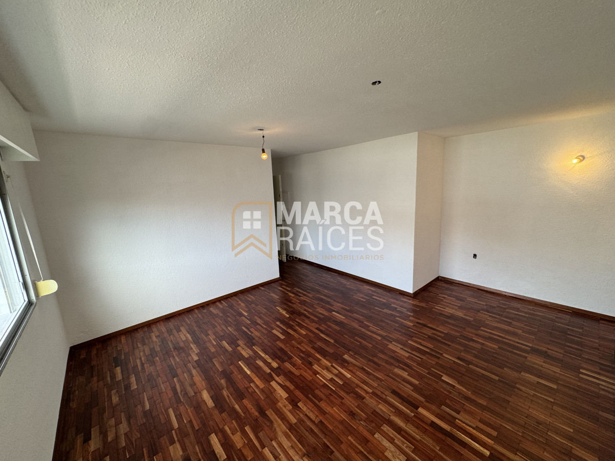 Apartamento ID.828 - Alquiler Apartamento 2 Dormitorios Luminoso Cordon Montevideo