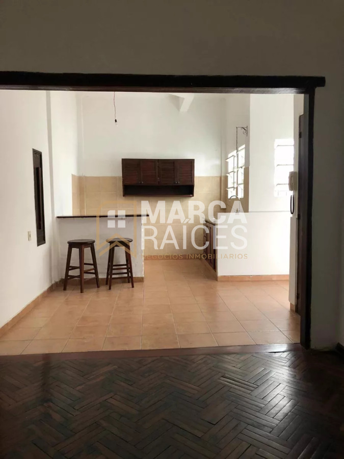 Apartamento ID.1377 - Alquiler Apartamento 2 Dormitorios  Pocitos Planta Baja Patio Montevideo
