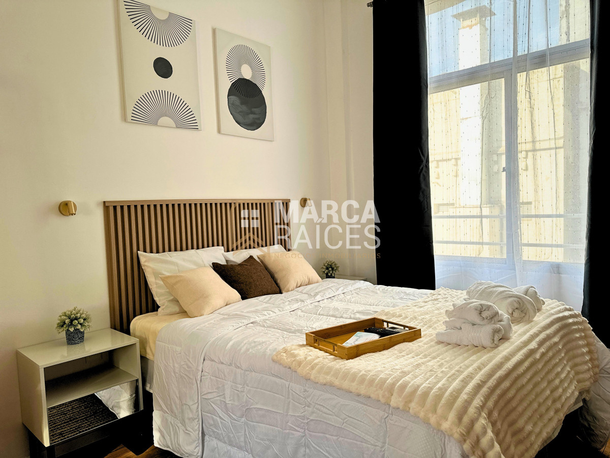 Apartamento ID.1616 - Alquiler Temporal Monoambiente en Pocitos Rambla y Plaza Gomensoro Disponible a partir de Diciembre Montevideo